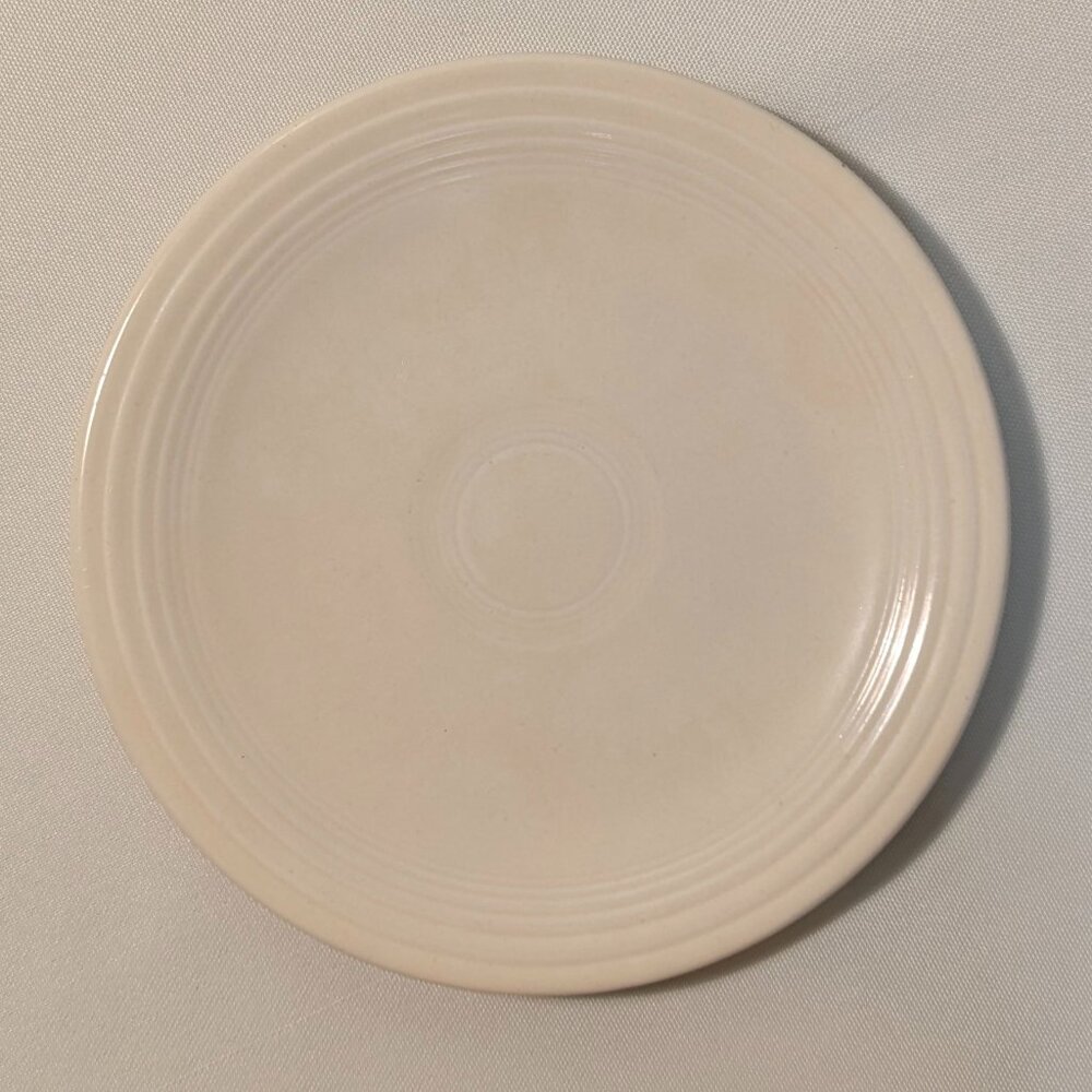Vintage Fiesta Original Ivory 6" Bread and Butter Plate, Homer Laughlin 1936-51